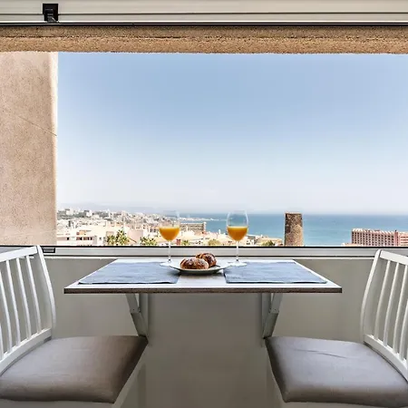 Breathtaking Studio, Amazing Views, Pool, Apartment