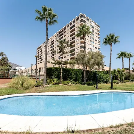 Breathtaking Studio, Amazing Views, Pool,