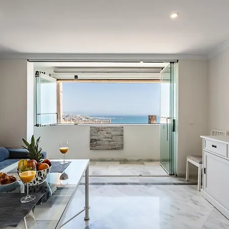 Breathtaking Studio, Amazing Views, Pool, Apartment *